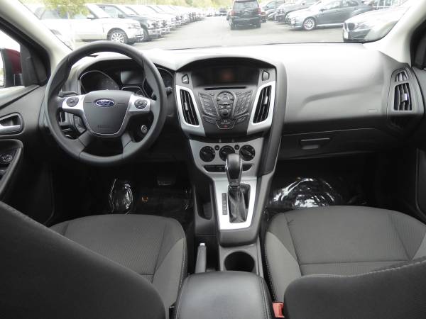 2014 Ford Focus SE 4dr Hatchback (3 MONTH WARRANTY) for sale in 25280 PLEASANT VALLEY ROAD CHANTILLY, District Of Columbia – photo 17