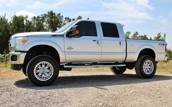 !LIFTED!LEATHER+NAV+LOADED 4X4 2015 FORD F250 LARIAT 6.7L POWERSTROKE! for sale in Liberty Hill, TX – photo 3