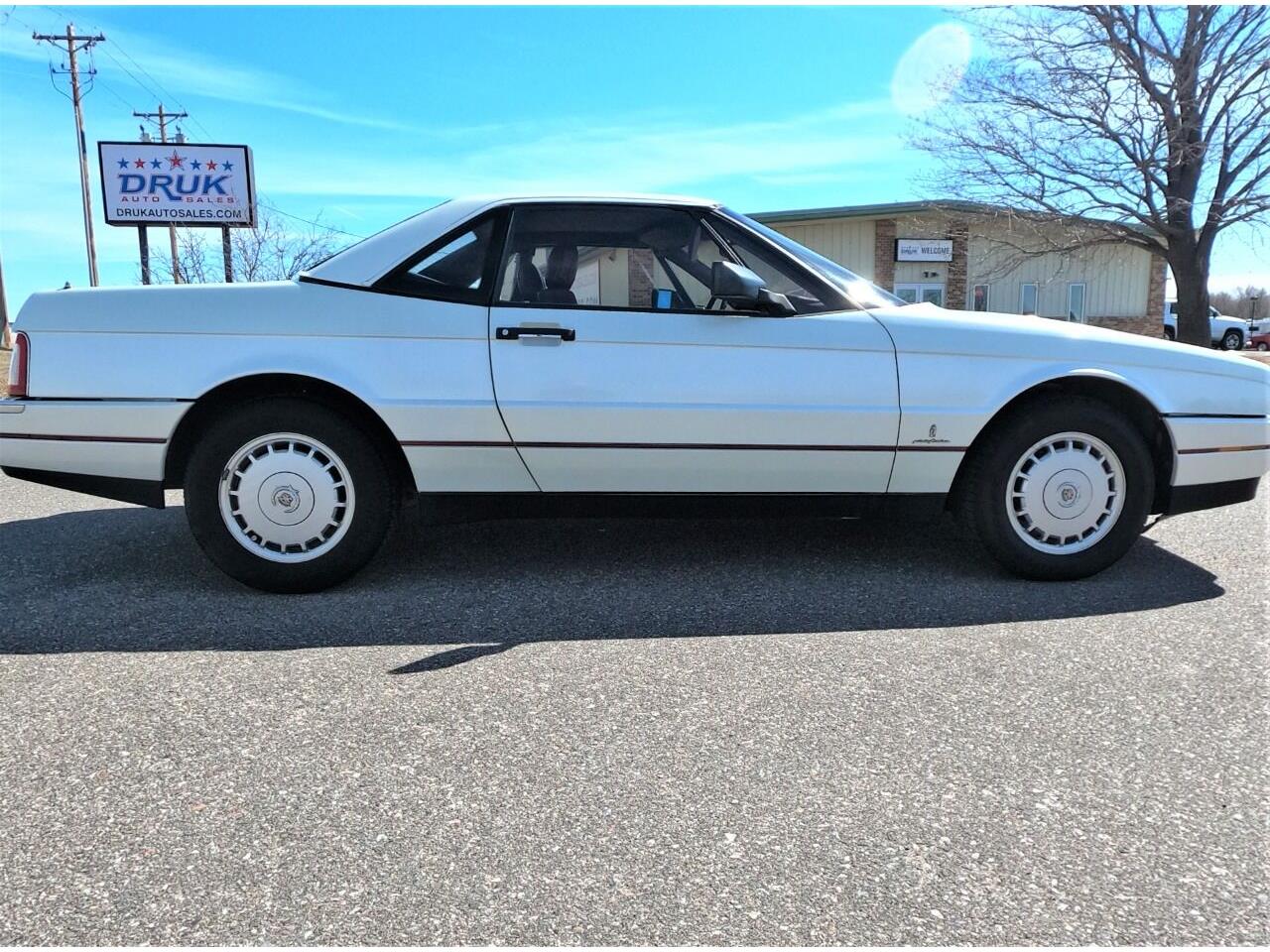 1988 Cadillac Allante for sale in Ramsey , MN – photo 8