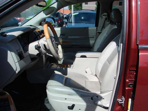 2007 Chrysler Aspen 4WD . APR as low as 2.9%. As low as $600 down. for sale in South Bend, IN – photo 10