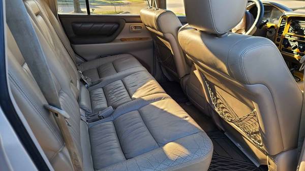 2000 Toyota Landcruiser Sport Utility 4D - cars & trucks - by owner... for sale in Iowa City, IA – photo 10