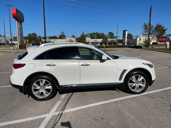 2014 INFINITI QX70 AWD - cars & trucks - by owner - vehicle... for sale in Cypress, TX – photo 6