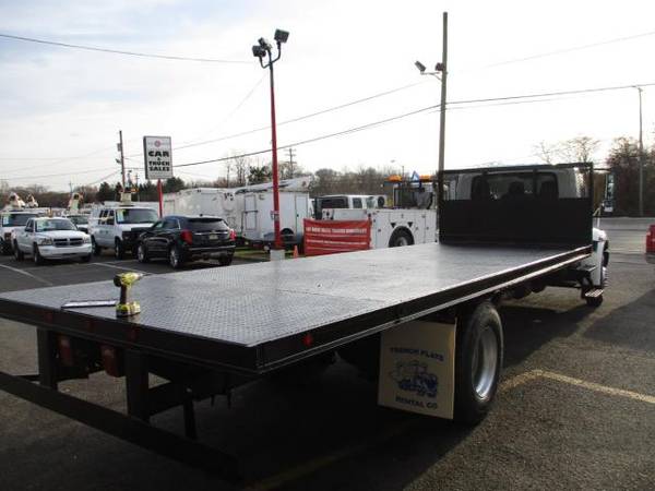 2012 International 4300 24 FOOT FLAT BED ** NON-CDL, NO AIR BRAKES... for sale in South Amboy, PA – photo 3