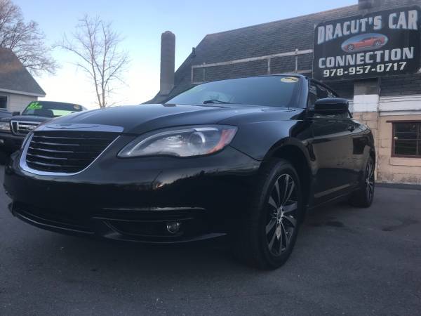 11 Chrysler 200 S V6 Hard Top Convertible! 5YR/100K WARRANTY INCLUDED! for sale in METHUEN, RI – photo 6