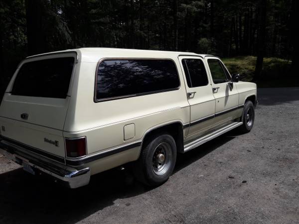 1981 Chevy Suburban for sale in Eastsound, WA – photo 2
