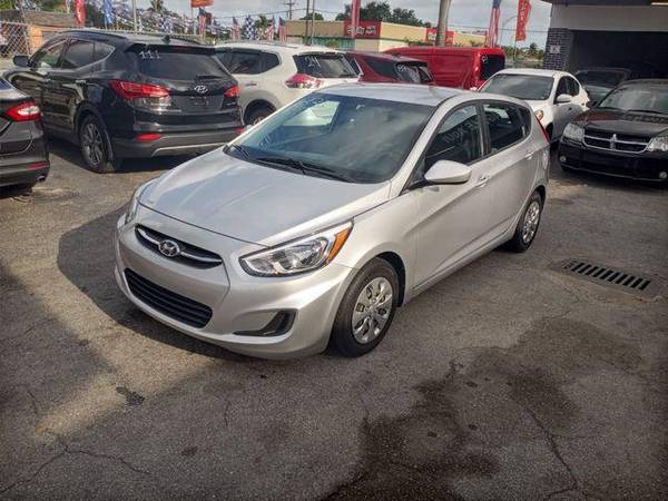 2017 Hyundai Accent SE Hatchback 4D BUY HERE PAY HERE - cars & for sale in Miami, FL – photo 5