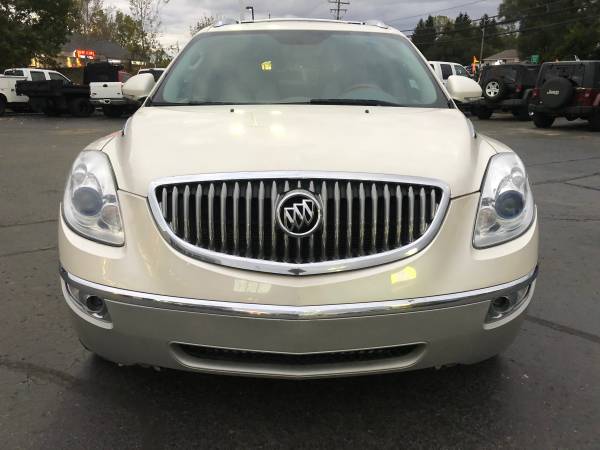 Clean Carfax! 2008 Buick Enclave CXL! AWD! 3rd Row! for sale in Ortonville, OH – photo 8