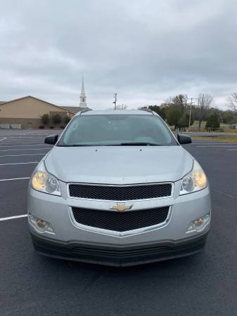 2012 Chevy Traverse - cars & trucks - by dealer - vehicle automotive... for sale in Greenbrier, AR – photo 2