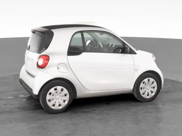 2017 smart fortwo Pure Hatchback Coupe 2D coupe White - FINANCE... for sale in Atlanta, AZ – photo 12