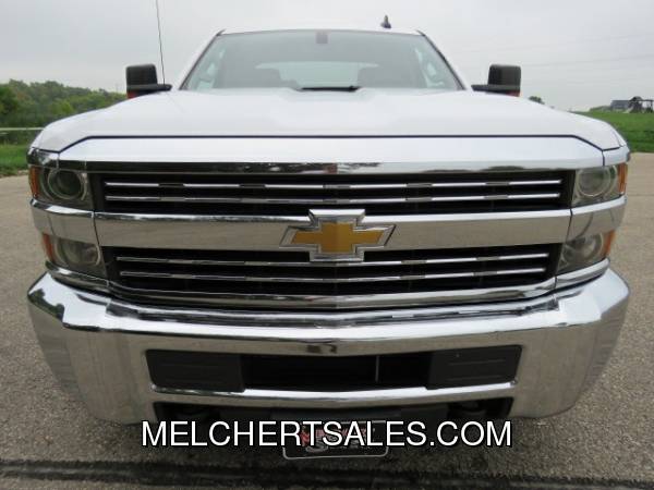 2017 CHEVROLET SILVERADO 2500HD 4WD DOUBLE CAB 143.5 WORK TRUCK for sale in Neenah, WI – photo 4