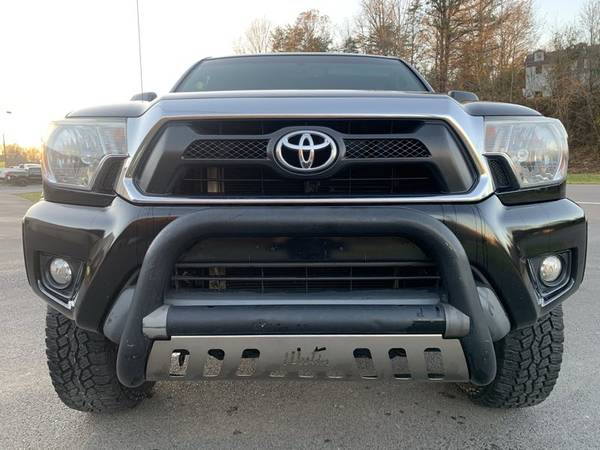 2013 TOYOTA TACOMA SR5 * 4X4 * Towing Pkg * Brand New Tires * SALE *... for sale in Sevierville, TN – photo 3
