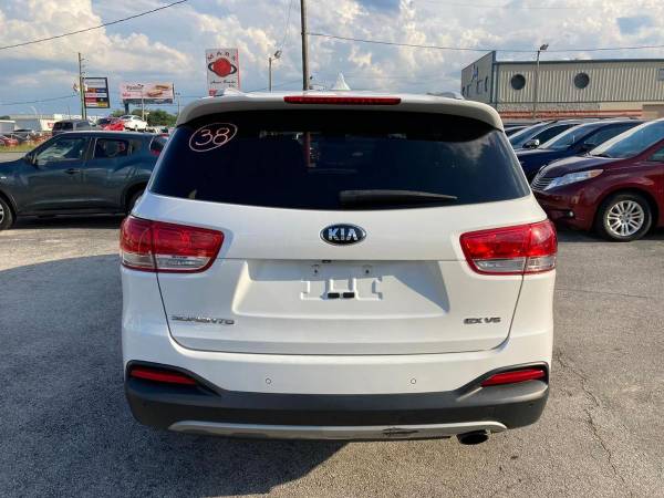 2016 Kia Sorento EX V6 4dr SUV - - by dealer - vehicle for sale in Kissimmee, FL – photo 7