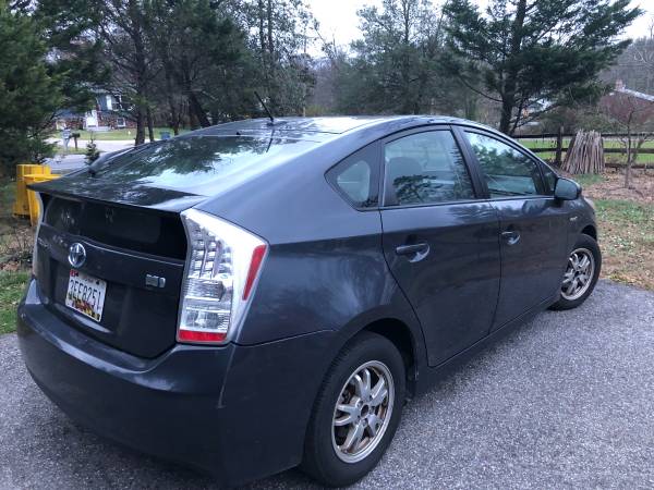 2011 Toyota Prius Hybrid - cars & trucks - by owner - vehicle... for sale in Millersville, MD – photo 2
