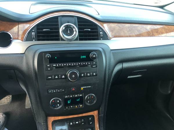 2011 BUICK ENCLAVE CXL*3RD ROW*LEATHER*SUNROOF*CLEAN CARFAX for sale in Philadelphia, DE – photo 8