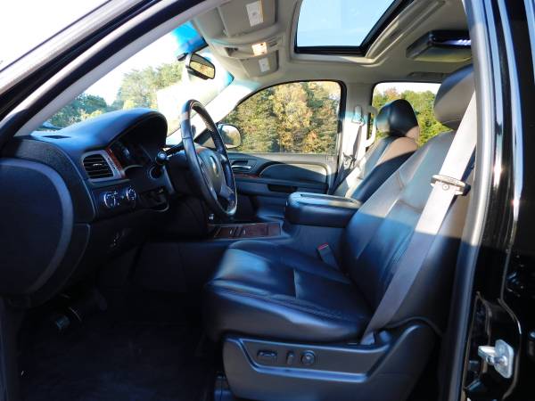 LIFTED 11 CHEVY SUBURBAN 1500 LTZ 4X4 *LEATHER SUNROOF NEW... for sale in KERNERSVILLE, SC – photo 13