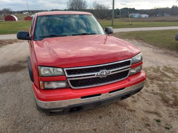 2007 chevy silverado - cars & trucks - by owner - vehicle automotive... for sale in Paris, MI – photo 3