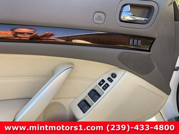 2014 Infiniti Q60 Convertible - cars & trucks - by dealer - vehicle... for sale in Fort Myers, FL – photo 16