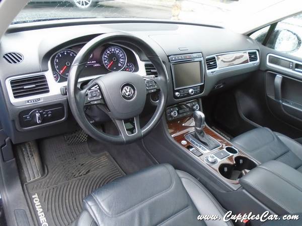 2015 VW Touareg Lux 4Motion SUV Black Nav, Leather, Moonroof $25995 for sale in Belmont, MA – photo 4