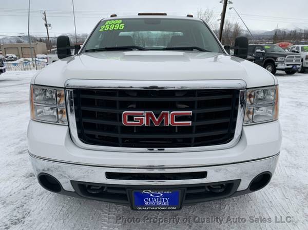 2009 GMC Sierra 2500HD 4WD Ext Cab Only 26K Miles! for sale in Anchorage, AK – photo 2