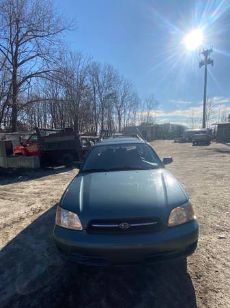 2002 Subaru Legacy wagon Limited 4D - cars & trucks - by owner -... for sale in Danbury, NY – photo 3