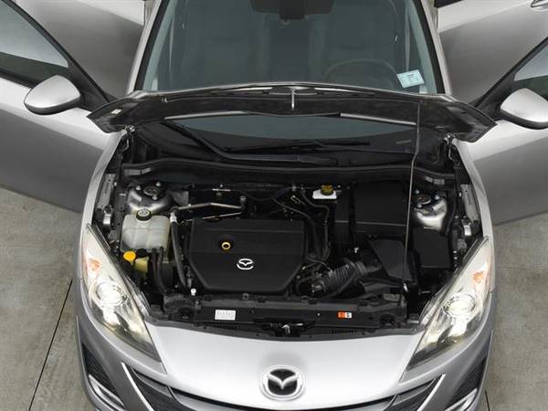2011 Mazda MAZDA3 s Grand Touring Hatchback 4D hatchback GRAY - for sale in Downey, CA – photo 4