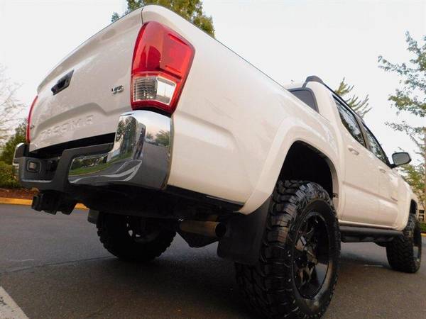 2016 Toyota Tacoma SR5 V6 Double Cab 4X4 / LIFTED w/ NEW 33 MUD TIRE... for sale in Portland, OR – photo 11