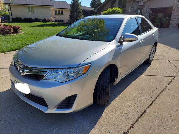 2014 Toyota Camry Low milage for sale in Orland Park, IL – photo 2