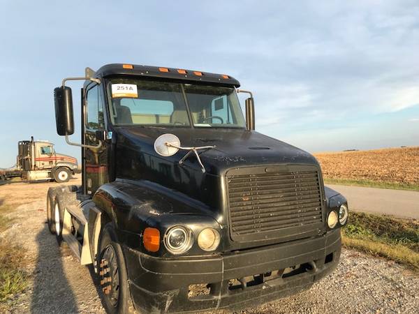 Freightliner Century for sale in Franklin, KY – photo 2