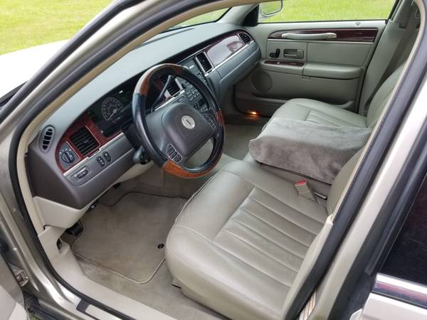 2003 Lincoln Town Car for sale in Leesville, LA – photo 7