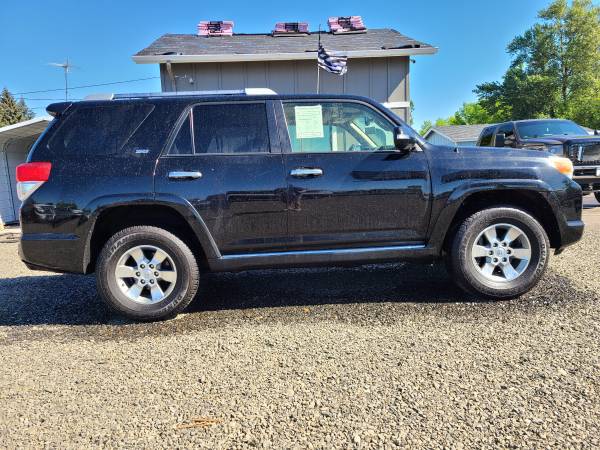 2013 Toyota 4 Runner Limited 4 0 v6 4x4 - - by dealer for sale in Junction City, OR – photo 3