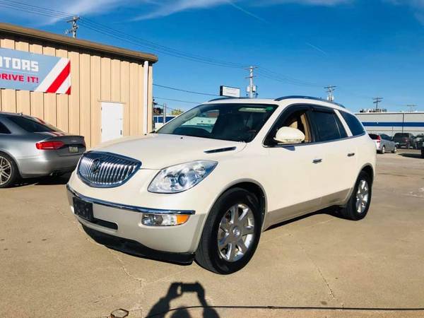 2008 BUICK ENCLAVE CXL - cars & trucks - by dealer - vehicle... for sale in Lincoln, NE – photo 2