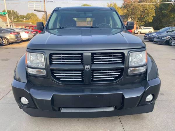2011 Dodge Nitro SXT 4x4 - cars & trucks - by dealer - vehicle... for sale in Lincoln, MO – photo 2