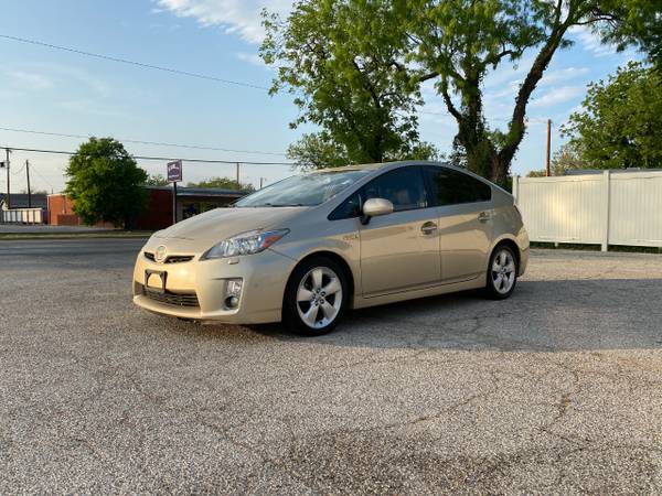 2011 Toyota Prius Prius V - - by dealer - vehicle for sale in SAN ANGELO, TX – photo 2