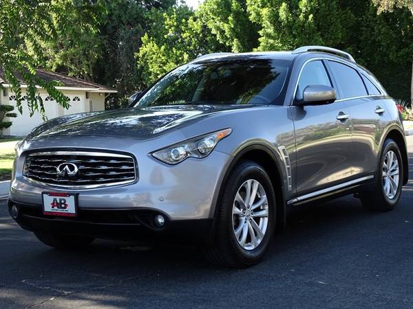 2009 Infiniti FX35 Premium and Navigation Packages! FINANCING AVAIL! for sale in Pasadena, CA – photo 2