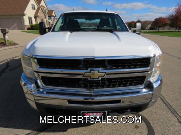 2009 CHEVROLET 2500HD CREW 6.0L RWD UTILTY NEW TIRES 89K MILES -... for sale in Neenah, WI – photo 3