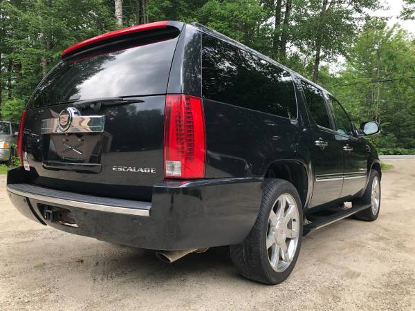 2010 Cadillac Escalade ESV, AWD, Black, Loaded, Seats 7, Dual... for sale in New Gloucester, NH – photo 5