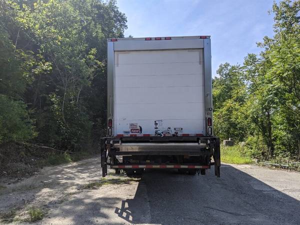 2014 HINO 338 26' REEFER BOX W/ LIFTGATE, LOW HR REEFER W/ STBY -... for sale in Wappingers Falls, MA – photo 9