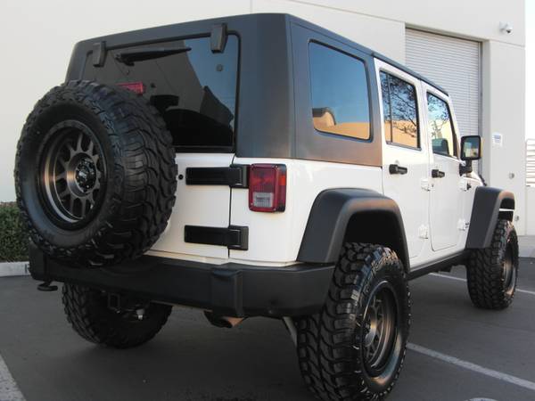 2010 JEEP WRANGLER UNLIMITED RUBICON LIFTED SUPER NICE NEW 33" M/T -... for sale in San Diego, CA – photo 11