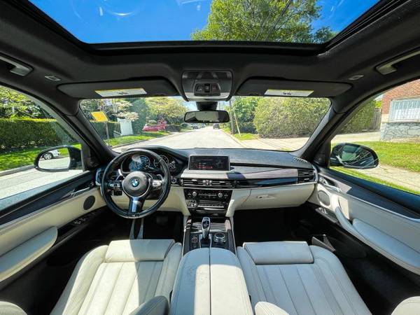 2018 BMW X5 xDrive35i SUV - - by dealer - vehicle for sale in Westbury , NY – photo 12