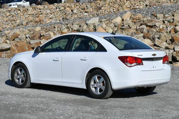 2014 Chevrolet Cruze 1LT - - by dealer - vehicle for sale in Naugatuck, CT – photo 3
