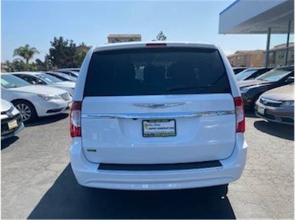 2016 Chrysler Town & Country $13,789 Golden State Auto Liquidators -... for sale in Oxnard, CA – photo 5
