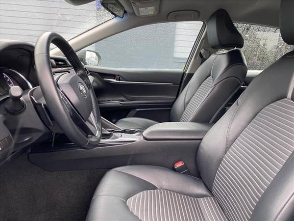 2020 Toyota Camry SE SE Sedan - cars & trucks - by dealer - vehicle... for sale in Milwaukie, OR – photo 12