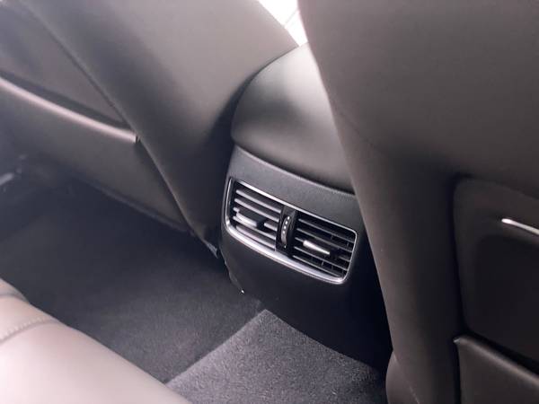2018 MAZDA MAZDA6 Signature Sedan 4D sedan White - FINANCE ONLINE -... for sale in Visalia, CA – photo 18