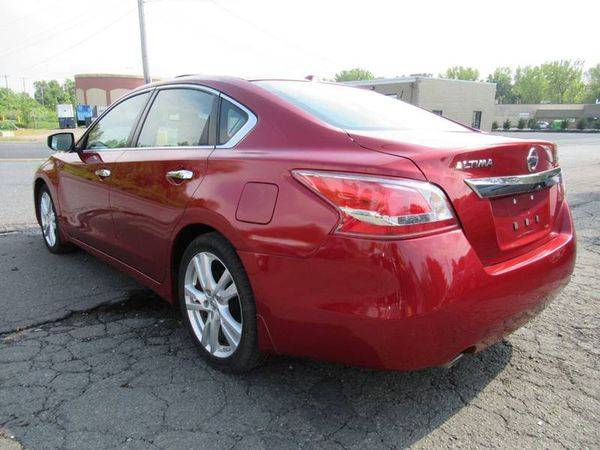 2013 Nissan Altima 3.5 SL 4dr Sedan - CASH OR CARD IS WHAT WE LOVE! for sale in Morrisville, PA – photo 7