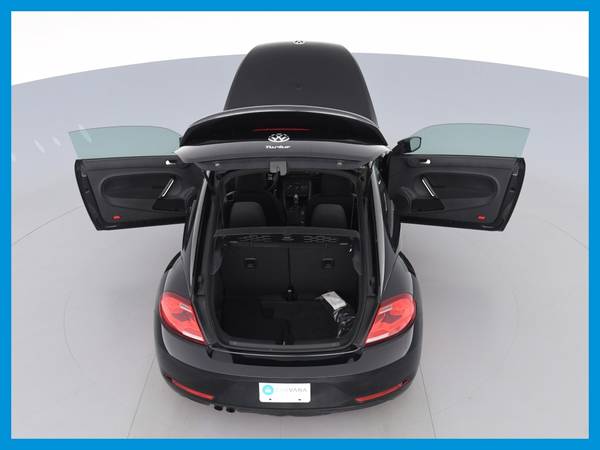 2017 VW Volkswagen Beetle 1 8T S Hatchback 2D hatchback Black for sale in Atlanta, CA – photo 18