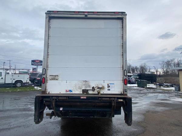 2016 International 4300 24 Box Truck w/Liftgate 4293 - cars & for sale in Coventry, RI – photo 4