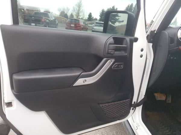 2015 Jeep Wrangler Unlimited Rubicon - - by dealer for sale in LIVINGSTON, MT – photo 14