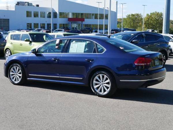 2012 Volkswagen Passat 4dr Sdn 2.5L Auto SEL PZEV for sale in Inver Grove Heights, MN – photo 8