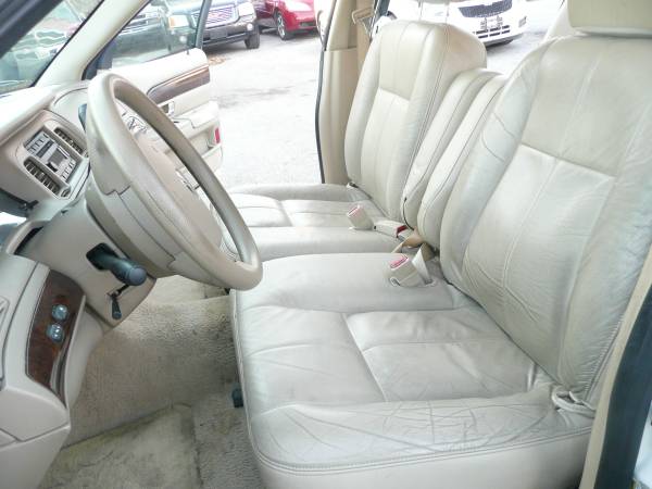 2006 MERCURY GRAND MARQUIS - cars & trucks - by dealer - vehicle... for sale in KCMO, MO – photo 9