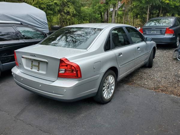 2006 Volvo S80 2 5T 4dr Sedan - - by dealer - vehicle for sale in Lakeville, MA – photo 2
